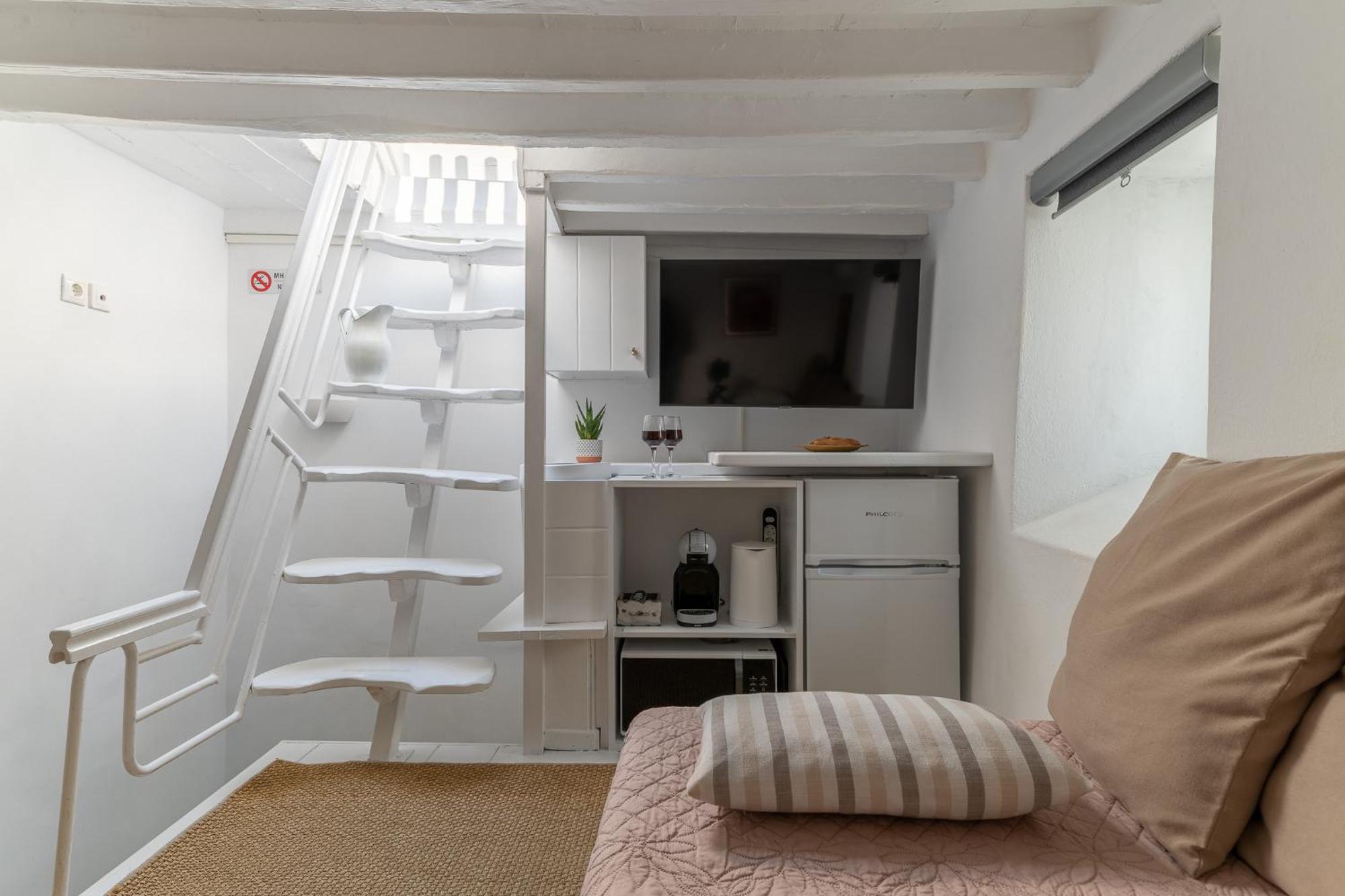 Elpis Mykonos Apartments - Mykonos Town Delos Port Екстер'єр фото